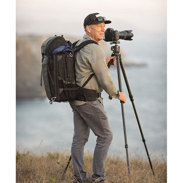 シンクタンクフォト ファーストライト 46L+ チャコール