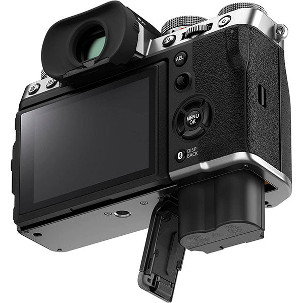 フジフイルム デジタルカメラ FUJIFILM X-T5 ボディー シルバー ※欠品：ご注文より、約4ヶ月かかります