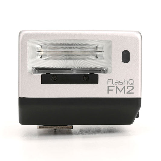 LightPix Labs フラッシュQ FM2 小型クリップオンフラッシュ GN20 シルバー