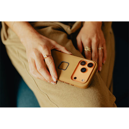 ピークデザイン M-MC-CF-BR-1 エブリデイケース iPhone17Pro専用 タン / クラリーノ