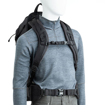 シンクタンクフォト バックライト ロングレンズ バックパック 32L ブラック 600mmF4・800mmF5.6超望遠レンズ対応 ※欠品：納期未定（6/19現在）