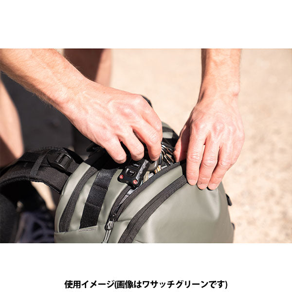 ワンダード STP18-BK-1 ストラタスフォト 18L バックパック ブラック