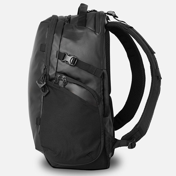 ワンダード STP18-BK-1 ストラタスフォト 18L バックパック ブラック