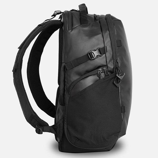 ワンダード STP18-BK-1 ストラタスフォト 18L バックパック ブラック