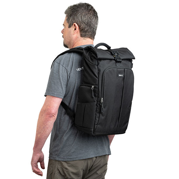 シンクタンクフォト フォーカスポイント バックパック 30L アスファルトブラック