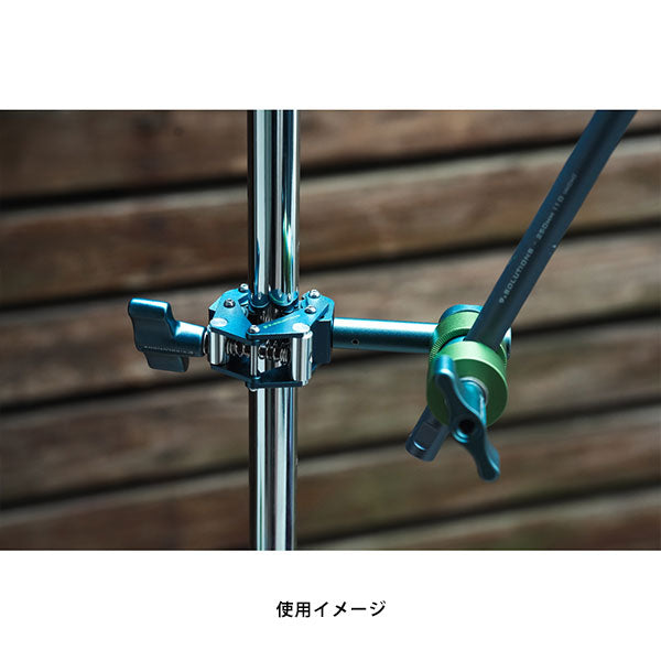 9.SOLUTIONS 9.XS1006A セイバー クランプ ミニ スタッド付き グレー