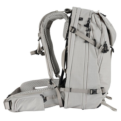 バンガード VANGUARD ALTA ADVENTURE PB40L ST バックパック カメラバッグ 40L ストーン