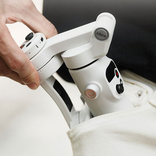 ジーウン SMOOTH-Q5 Ultra ZHIYUN スマホ用ジンバル