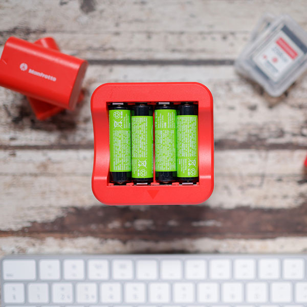 マンフロット Pro CUBE3 ツインチャージャー フジフイルム用(NP-W126/NP-W126S/NP-W235対応) MANPROCUBEF