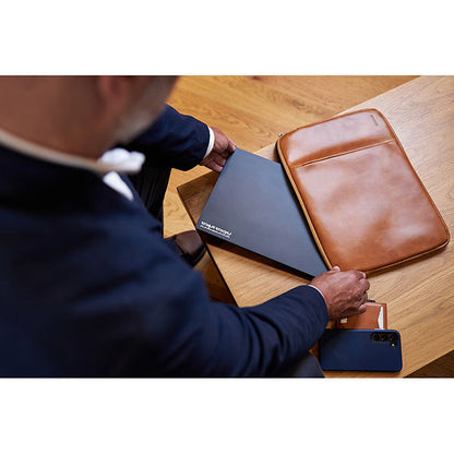 エスプレッソディスプレイズ 900-00030 espresso 15 Pro 15.6インチ 4Kモバイルモニター タッチパネル USB-C接続 ※欠品：納期未定（3/30現在）